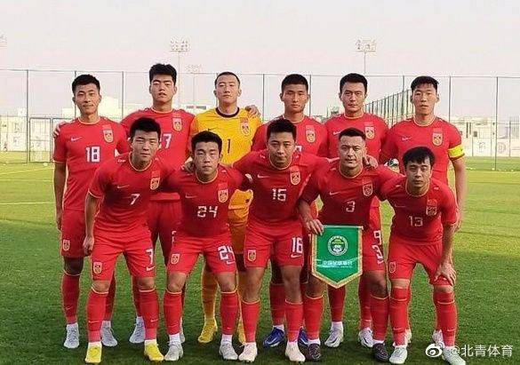 吻胸揉屁股摸腿娇喘小说公交车
